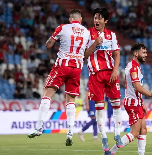 雨燕正在直播NBA赛场